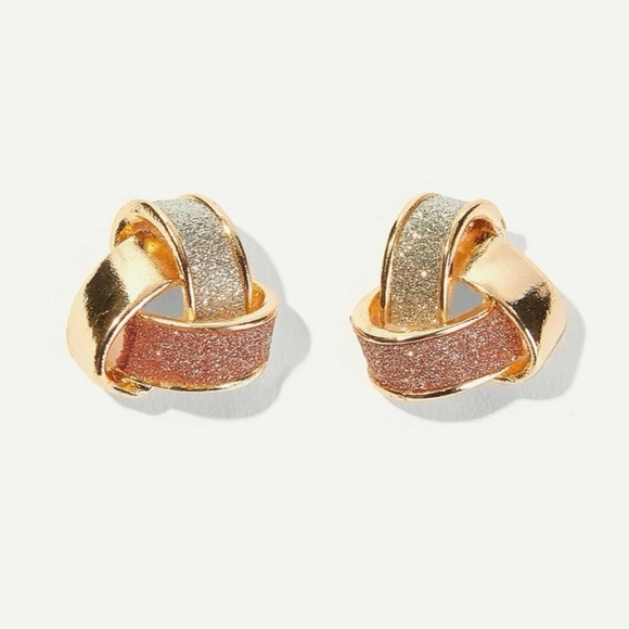 Earrings - Picture 1 of 1